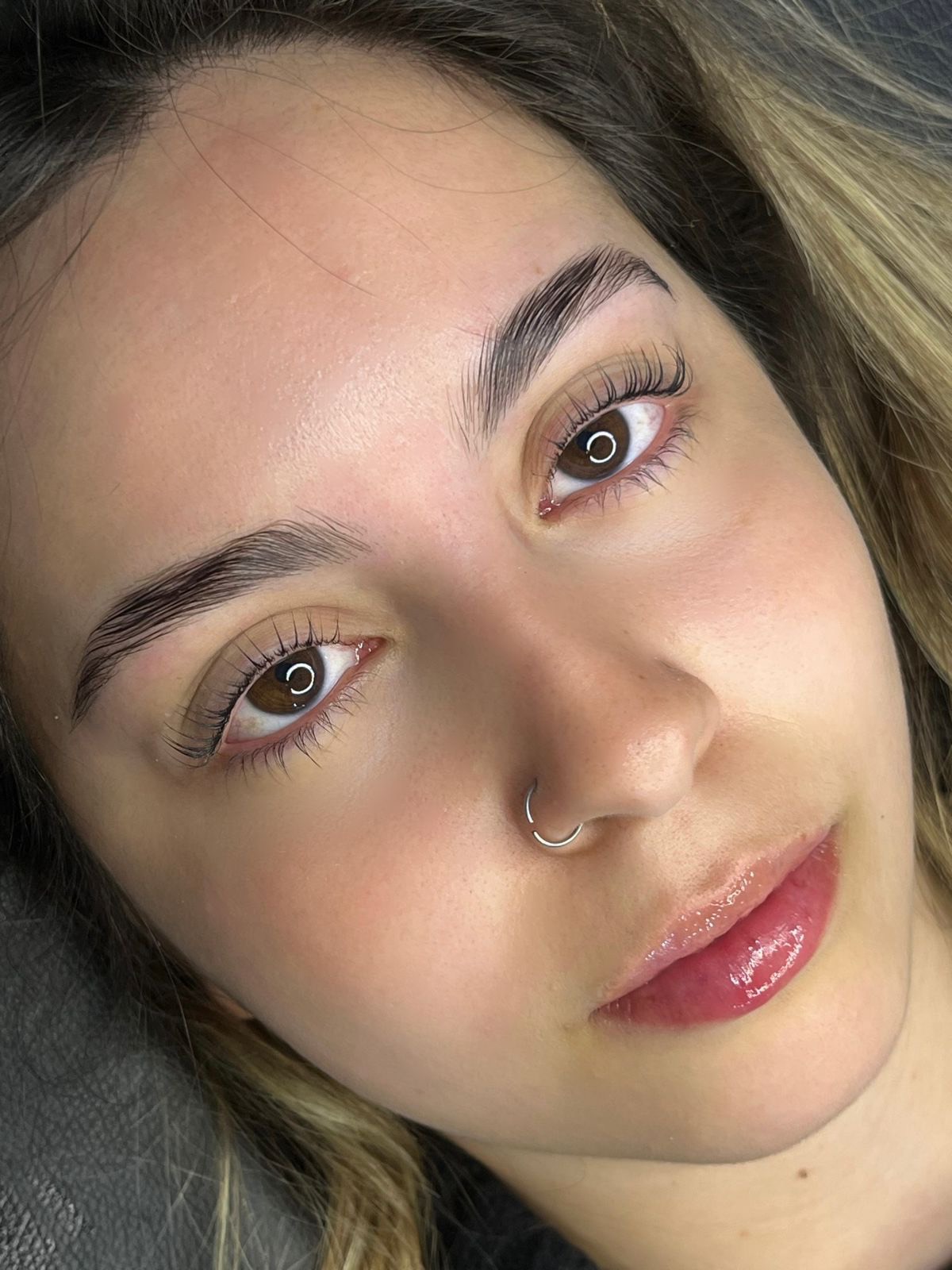 Lifting de pestañas + laminado y perfilado de cejas